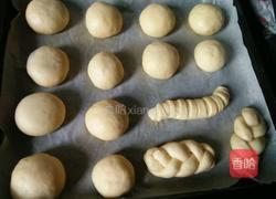 奶香小面包的做法图解5