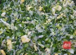 Illustration of how to make leek boxes 4