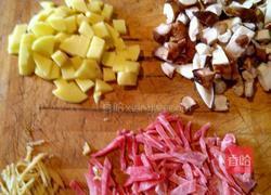 香菇廋肉汤的做法图解1