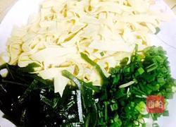 排骨汤麻辣米线的做法图解4