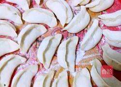 韭菜木耳鸡蛋粉条馅饺子的做法图解3