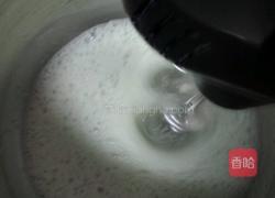 戚风纸杯蛋糕的做法图解6