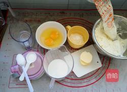 草莓奶油泡芙的做法图解1