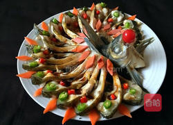 孔雀开屏鱼的做法图解7