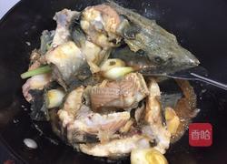 红烧鲟鱼的做法图解4