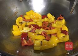 肉片炒菜椒的做法图解8