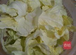 蒜末炒卷心菜的做法图解2