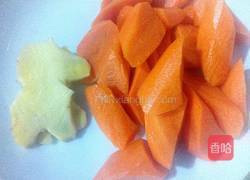 胡萝卜牛筒骨汤的做法图解4