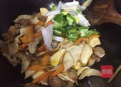 杏鲍菇炒五花肉的做法图解15