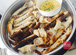 清蒸VS蒜蓉帝王蟹的做法图解3