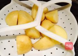 土豆鸡蛋沙拉的做法图解1