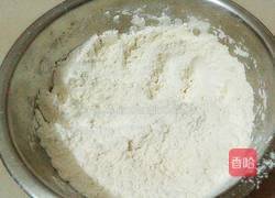 芝麻花生糖三角的做法图解1