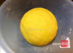 南瓜芝麻饼的做法图解5