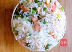 什锦虾仁炒饭的做法图解6