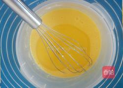 8寸柠香酸奶戚风蛋糕的做法图解6