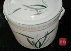 白菜干罗汉果猪骨汤的做法图解5