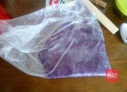 炸酱，紫薯面条的做法图解2