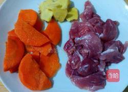 杏鲍菇瘦肉汤的做法图解3