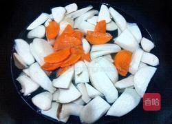 杏鲍菇瘦肉汤的做法图解6