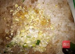 火腿黄瓜玉米丁的做法图解3