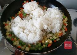 黄金炒饭的做法图解3