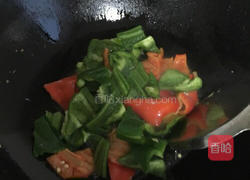 青椒炒臭豆腐的做法图解5