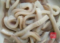 尖椒炒鱿鱼的做法图解2