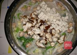 海鲜鱼椒菜米粉蛋糕的做法图解2