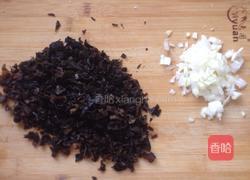 西葫芦鸡蛋木耳水饺的做法图解4