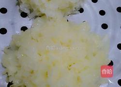 止咳滋补银耳汤的做法图解2