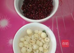 莲子红豆沙的做法图解1