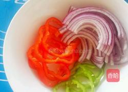 虾仁培根披萨的做法图解5