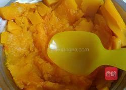 椰香南瓜饼的做法图解4