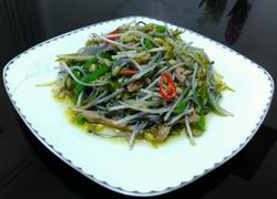 绿豆芽炒肉丝