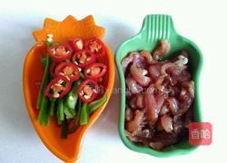 绿豆芽炒肉丝的做法图解2