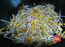 绿豆芽炒肉丝的做法图解5