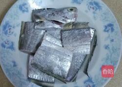 水煮带鱼的做法图解1