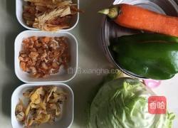 海鲜炒粉的做法图解1