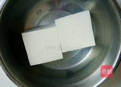 豆腐酿肉的做法图解1
