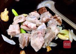 糖醋排骨的做法图解3