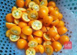 冰糖金桔的做法图解2