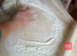 韭菜盒子的做法图解2