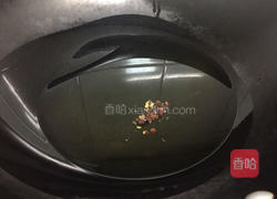 鲫鱼萝卜丝汤的做法图解3