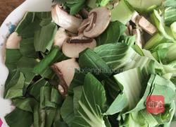油菜炒口蘑的做法图解1