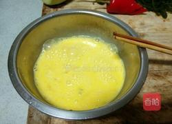 冰花菠菜鸡蛋煎饺的做法图解2