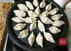 冰花菠菜鸡蛋煎饺的做法图解13