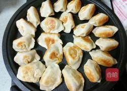 冰花菠菜鸡蛋煎饺的做法图解15