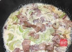 芹菜扇贝配碎培根的做法图解12