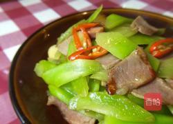 莴笋炒腊肉的做法图解7