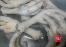 卤鸡爪鹌鹑蛋的做法图解4